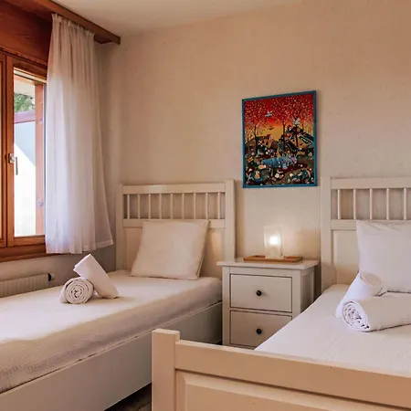 Ambassador I 7 By Interhome *