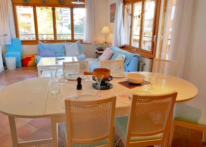 Daire Ambassador I 7 By Interhome *